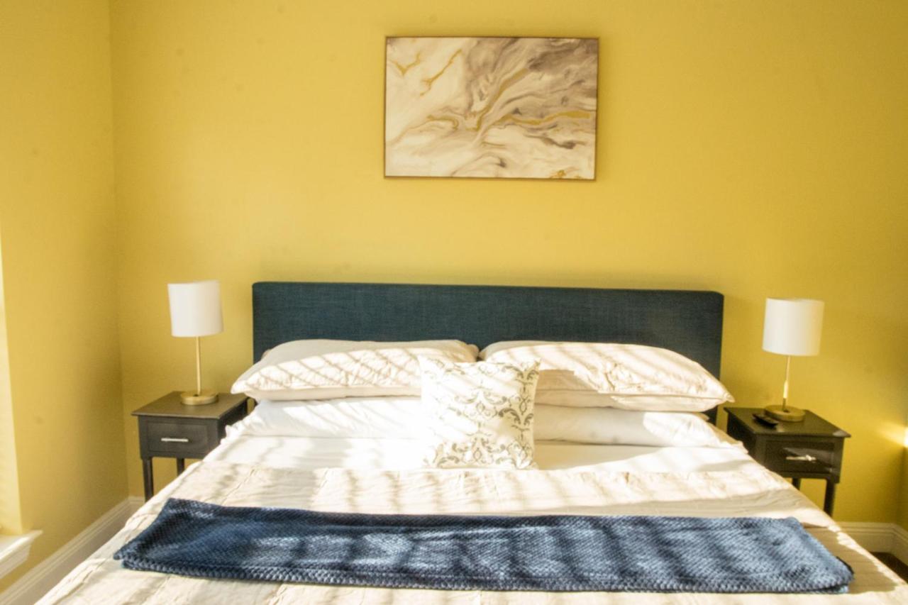 Serene 3Br Apartment 4Tvs Free Wi-Fi & Parking -E- Moss Point Buitenkant foto