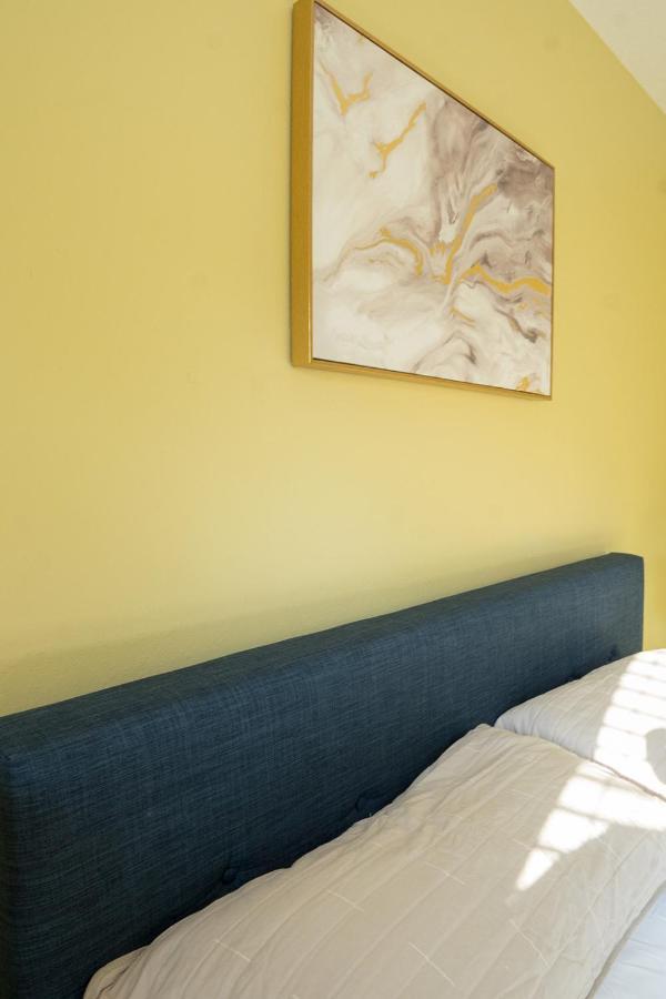 Serene 3Br Apartment 4Tvs Free Wi-Fi & Parking -E- Moss Point Buitenkant foto